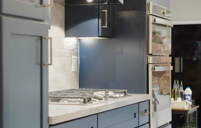 Kitchen cabinet and countertop installation in Green Bay, Wisconsin
